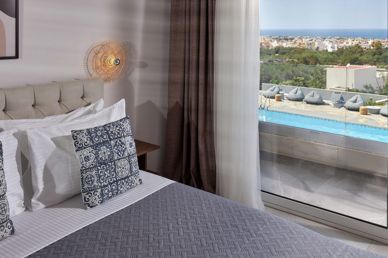 Mila-Malia-Suites-Superior-Quadruple-Suite-Sea-View-5